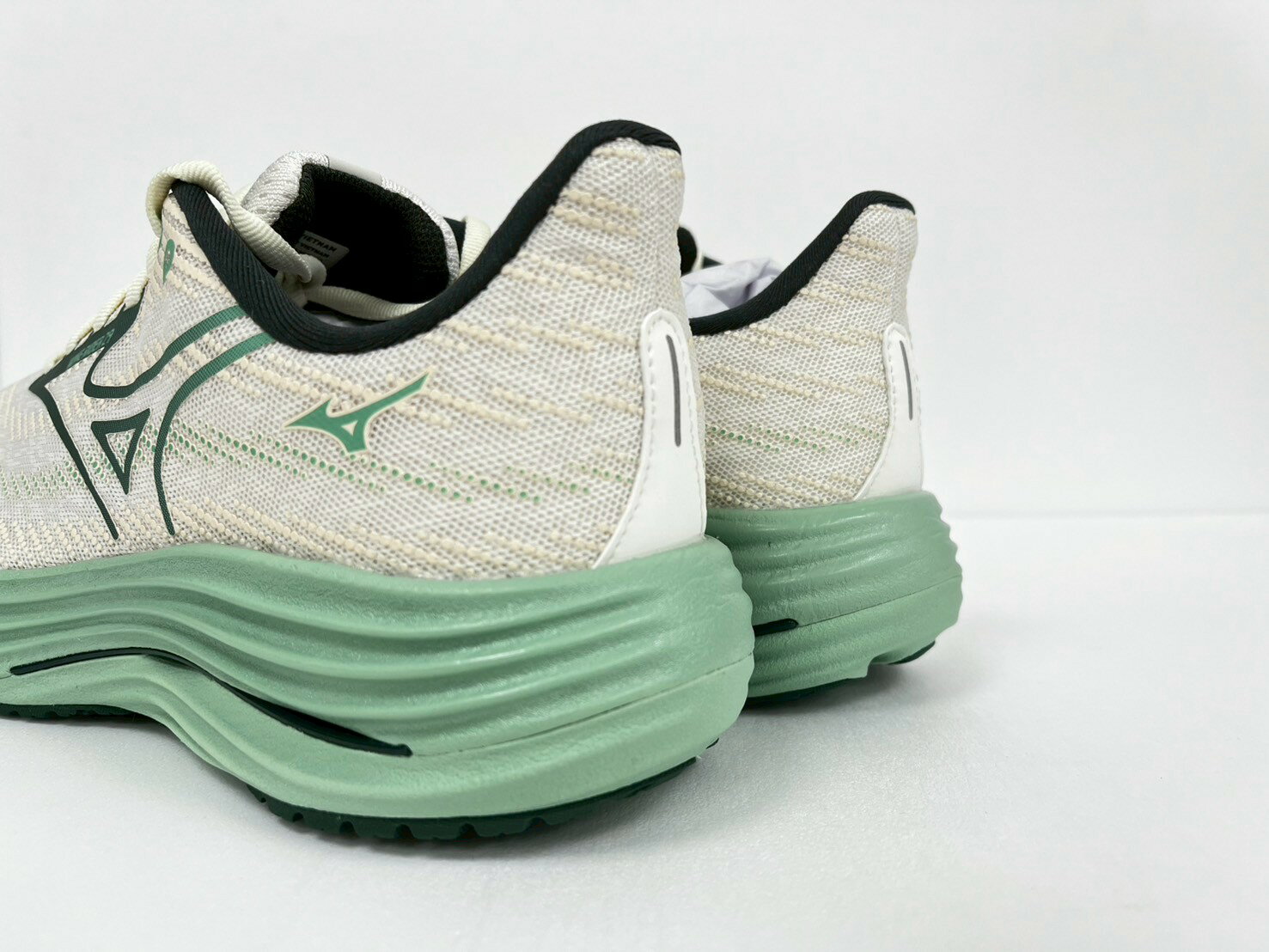 大自在】MIZUNO 美津濃男慢跑鞋WAVE RIDER 29 4E超寬楦J1GC250409 綠