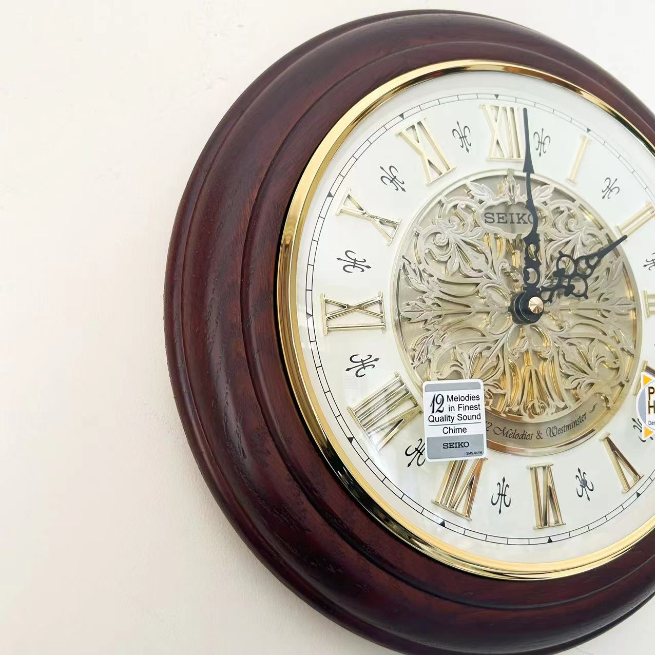 日本精工SEIKO實木古典光控報時音樂掛鐘