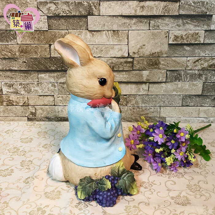 《正版》Peter Rabbit 比得兔藍莓田園造型存錢筒撲滿 兔子造型擺飾公仔 存錢罐裝飾 【築巢傢飾】 | 築巢傢飾精品館直營店 | 樂天 ...