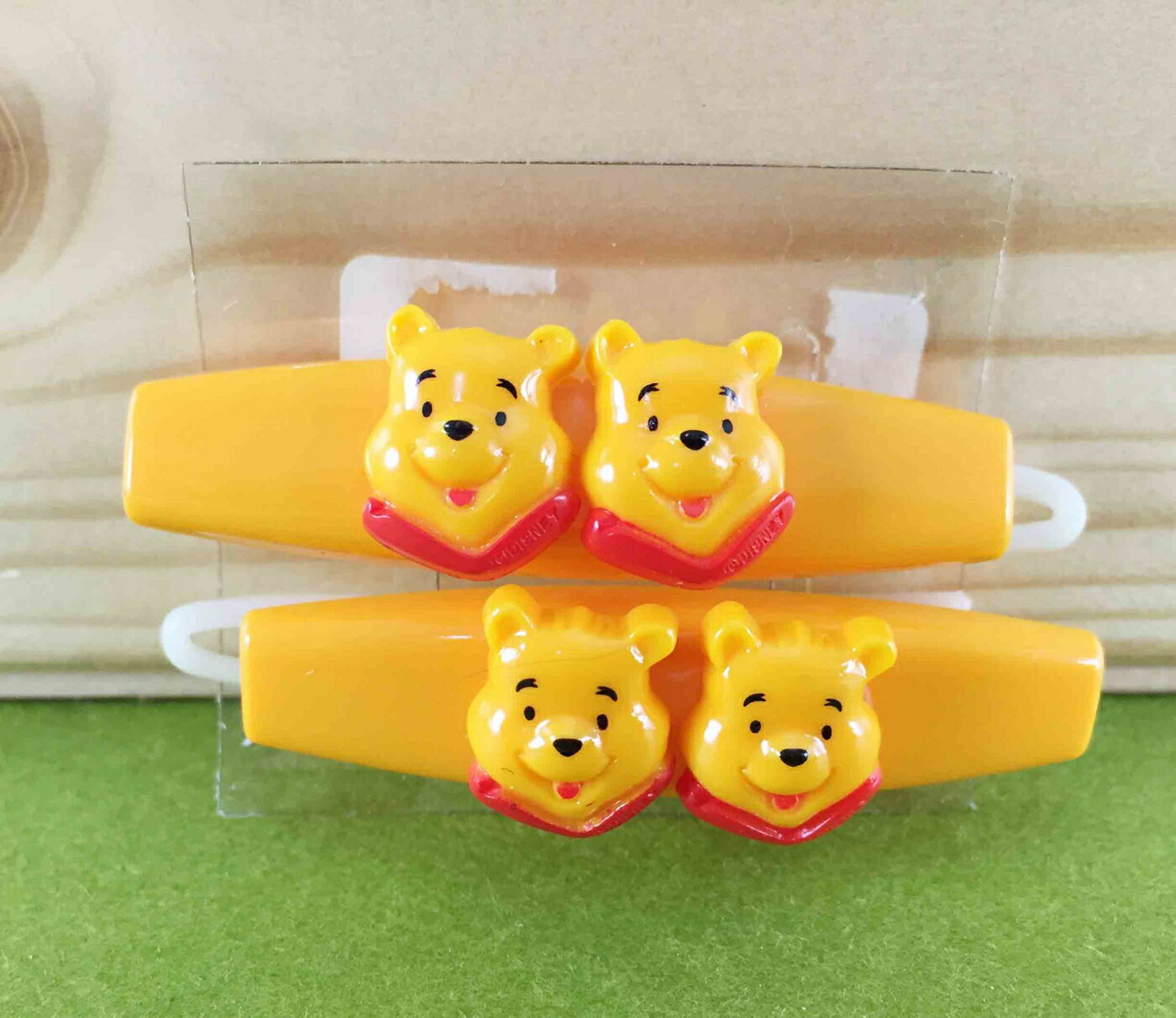 【震撼精品百貨】Winnie the Pooh 小熊維尼 2入髮夾-黃 震撼日式精品百貨