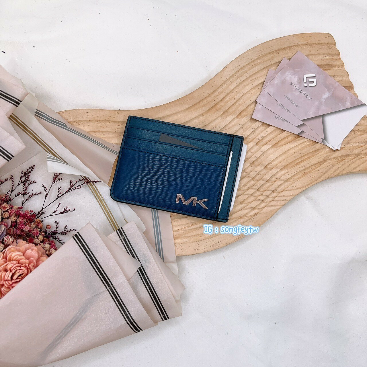 美國代購🇺🇸台灣現貨 MK 水波紋卡夾 卡片夾