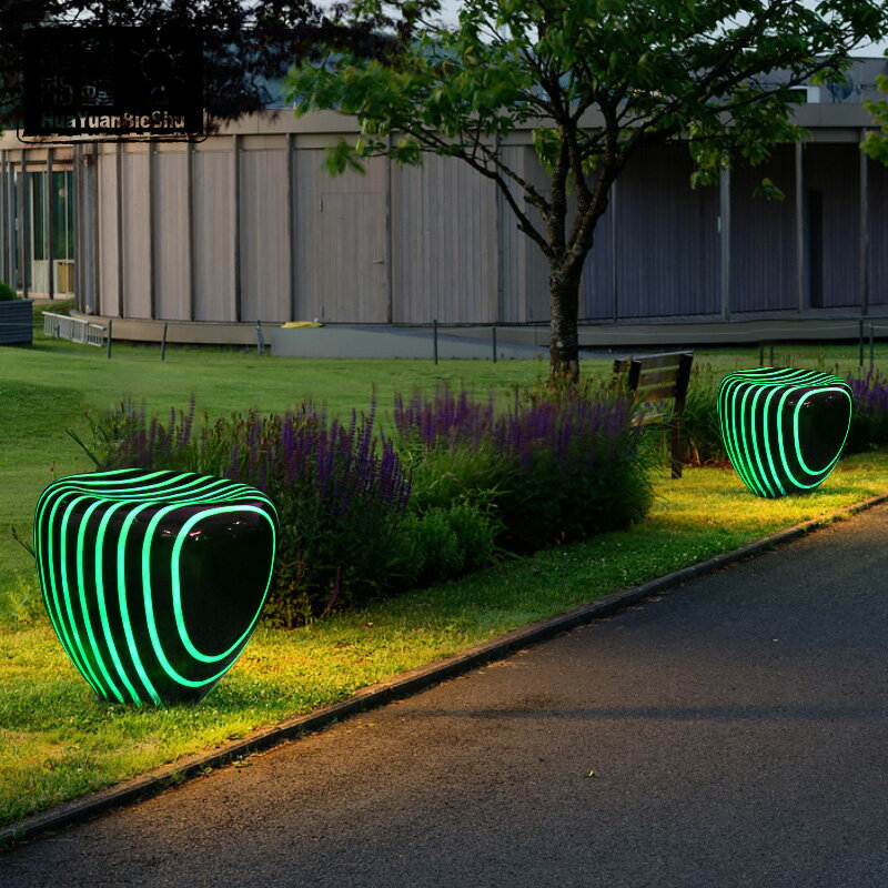 草坪燈變色景觀庭院燈防水戶外樹脂仿石頭燈花園別墅燈飾 2