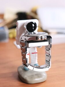 老爺爺手表臺管家手表架宇航員手表支架展示創意腕表收納托盤托架