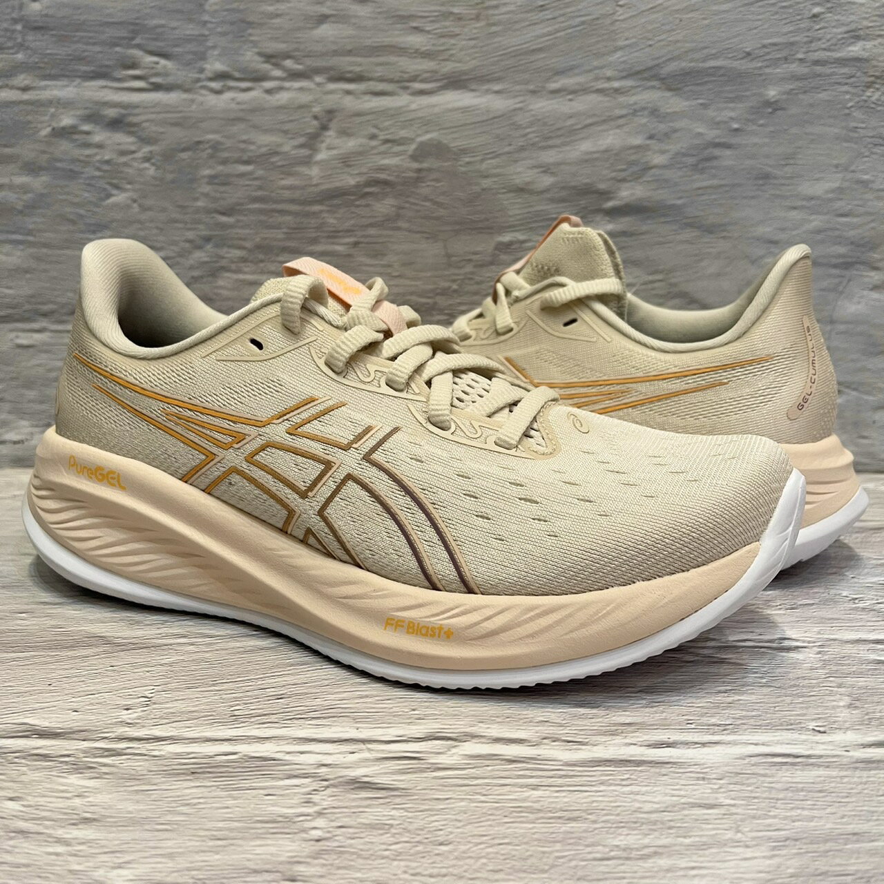 領卷現折 ASICS 亞瑟士 CUMULUS 26 女款 跑鞋 2024年 1012B599-250