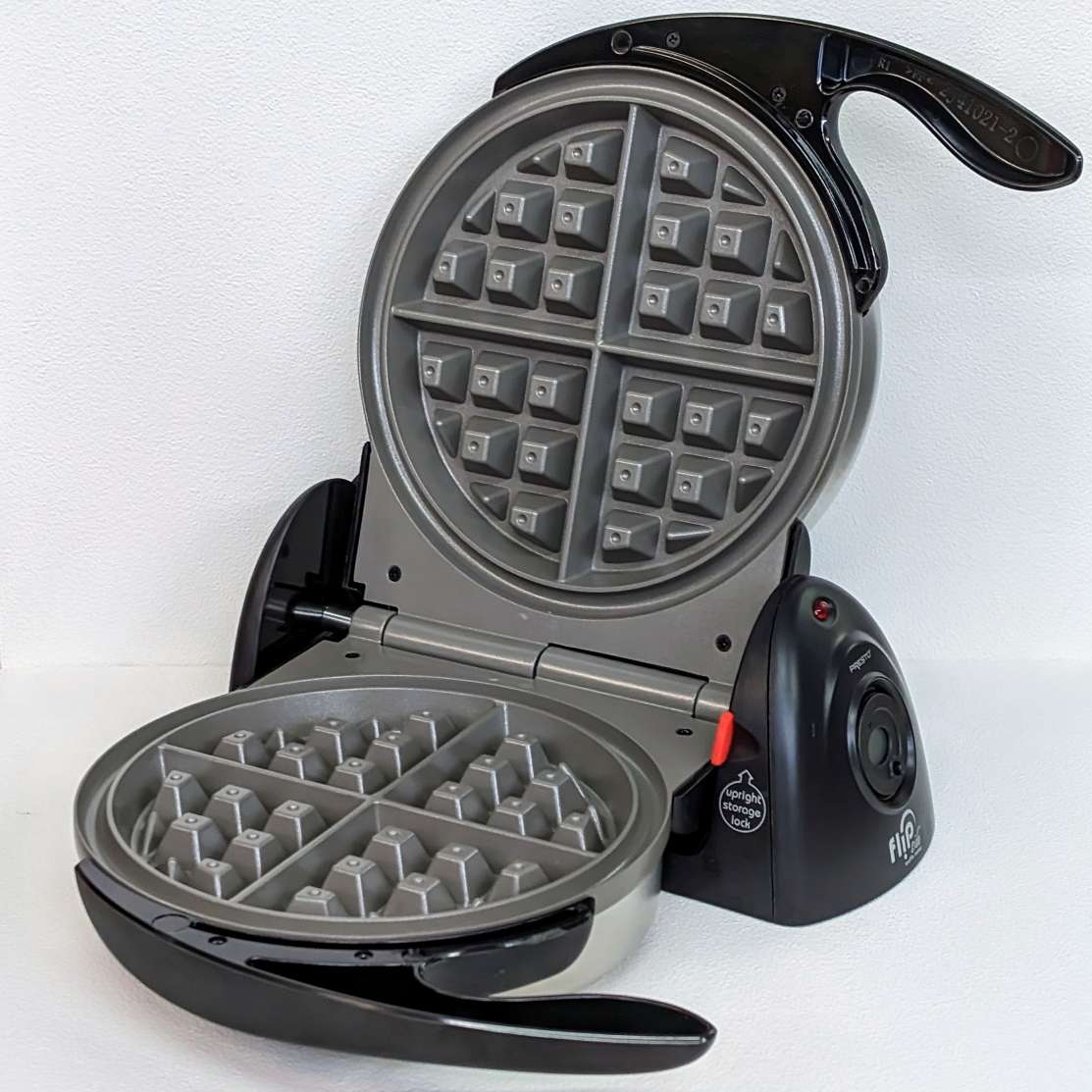 [全新微瑕半價出清只有1組] Presto 鬆餅機 03510 FlipSide Belgian Waffle Maker_U31