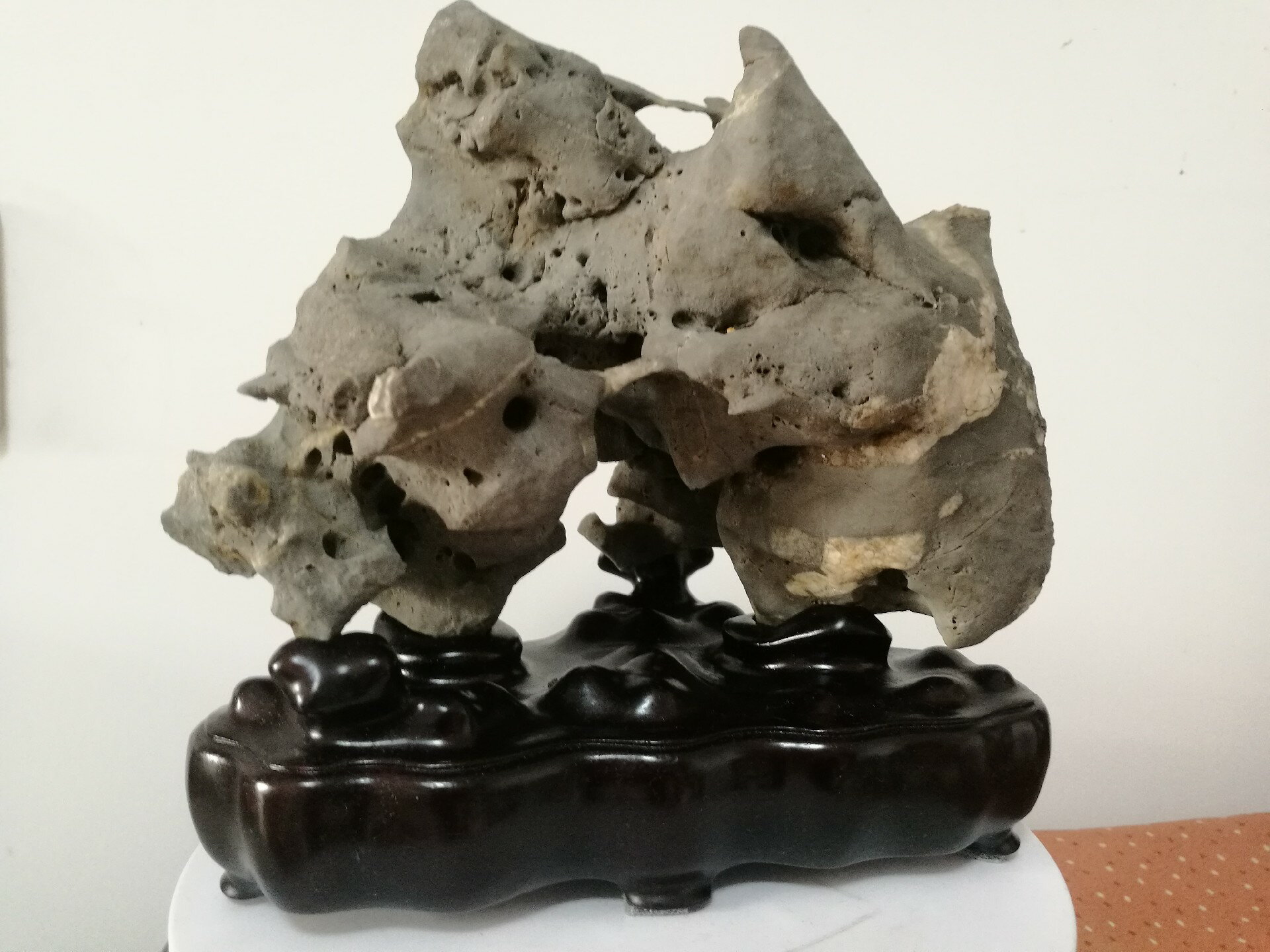 石】 ☆ 文房 太湖石山子擺件 ☆ 時代物 唐木台座 天然文様 雅玩雑項
