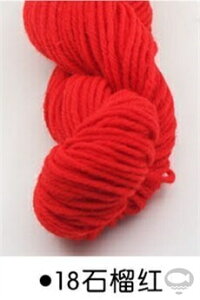 。大紅毛線喜事專用線?綸娃娃毛線大紅色手工鉤編制粗鉤鞋棉被