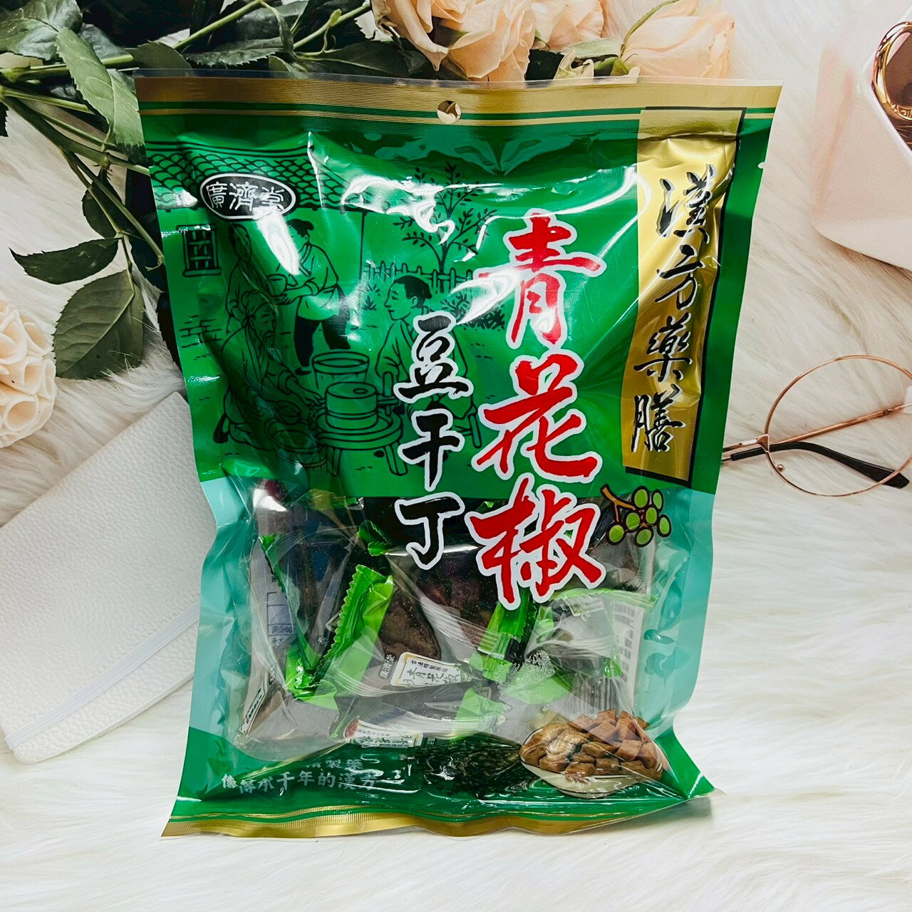 台灣零食 漢方藥膳 廣濟堂 青花椒豆干丁大紅袍豆干丁 230g 豆乾丁 豆干丁 三角包