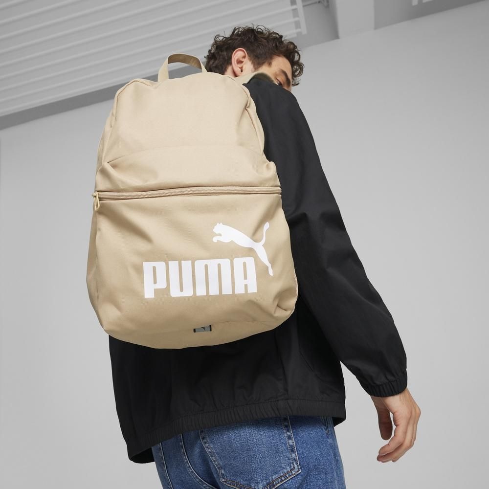 【滿千折百】PUMA 後背包 PHASE 卡其 休閒 包包 中性 07994316
