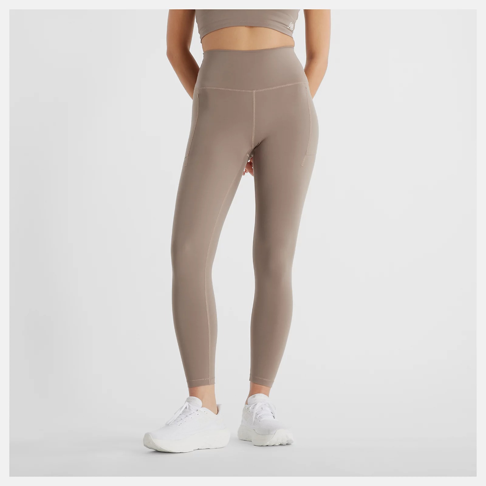 【滿千折百】NEW BALANCE 束褲 NB DRY 米棕色 口袋 運動 彈性緊身褲 女 WP41124MS