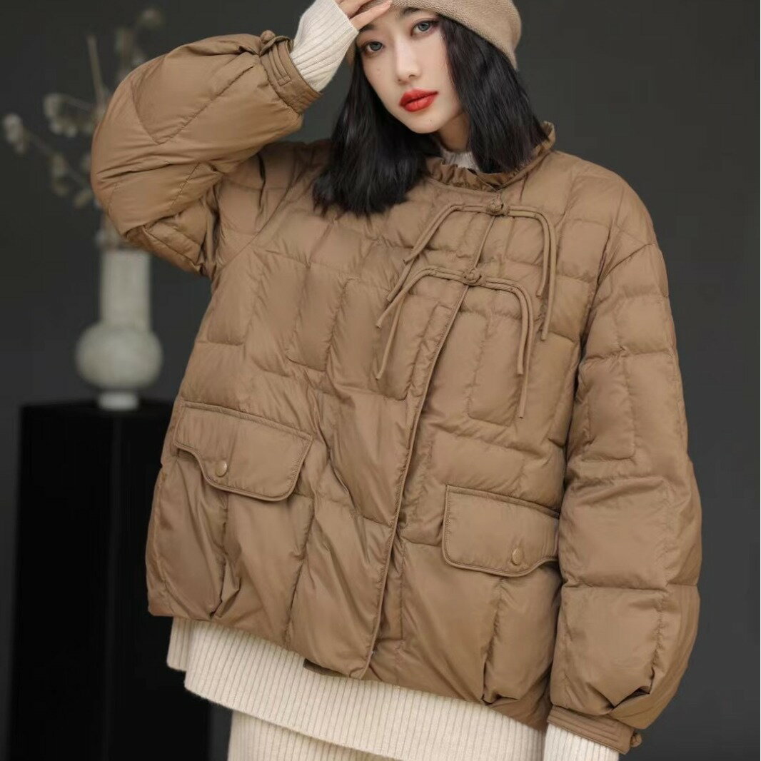 2024冬季款文藝時尚短款羽絨服女90白鴨絨盤扣純色寬松外套「新年特惠」