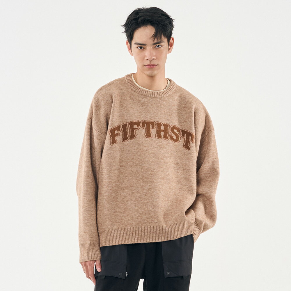 中性款 男女 寬版 毛衣 大學T 線衫 LOGO 上衣 咖啡 (580026) 【5th STREET】【APP下單天天10%回饋】 治裝激推 最高折426 2