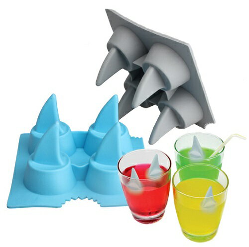 Shark Fin Ice Tray 鯊魚冰塊盒 不挑色 ☆真愛香水★