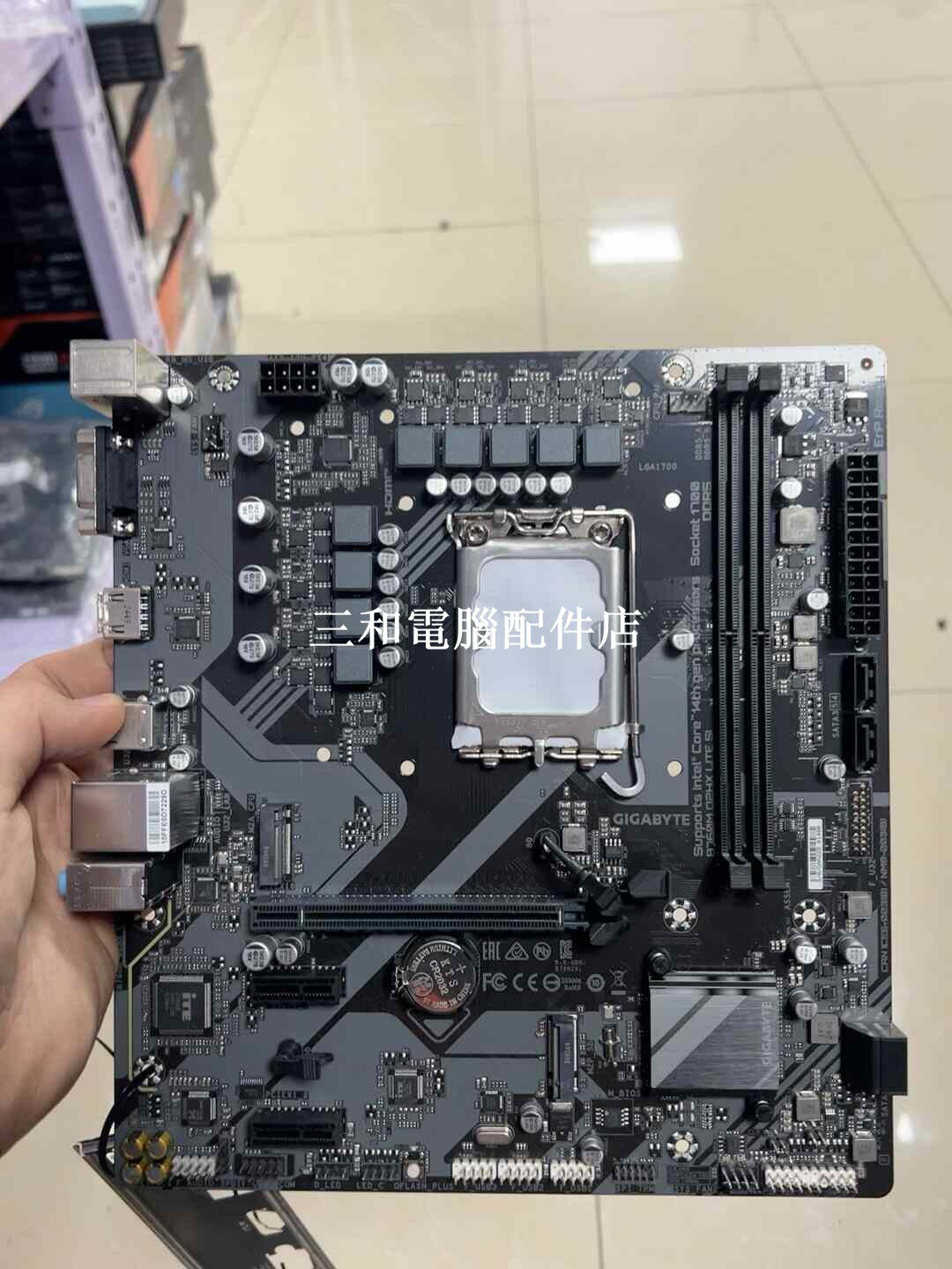 技嘉 B760M D2HX LITE SI DDR5 主機板 實拍 所見即所得 官方質保 當天發貨