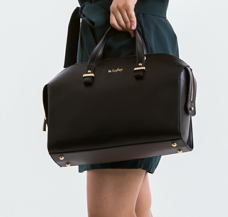 【le Lufon】黑色皮革長形大容量實用波士頓兩用包(M) 手提包/側背包/斜背包（黑／寶藍二色）OL商務包款型