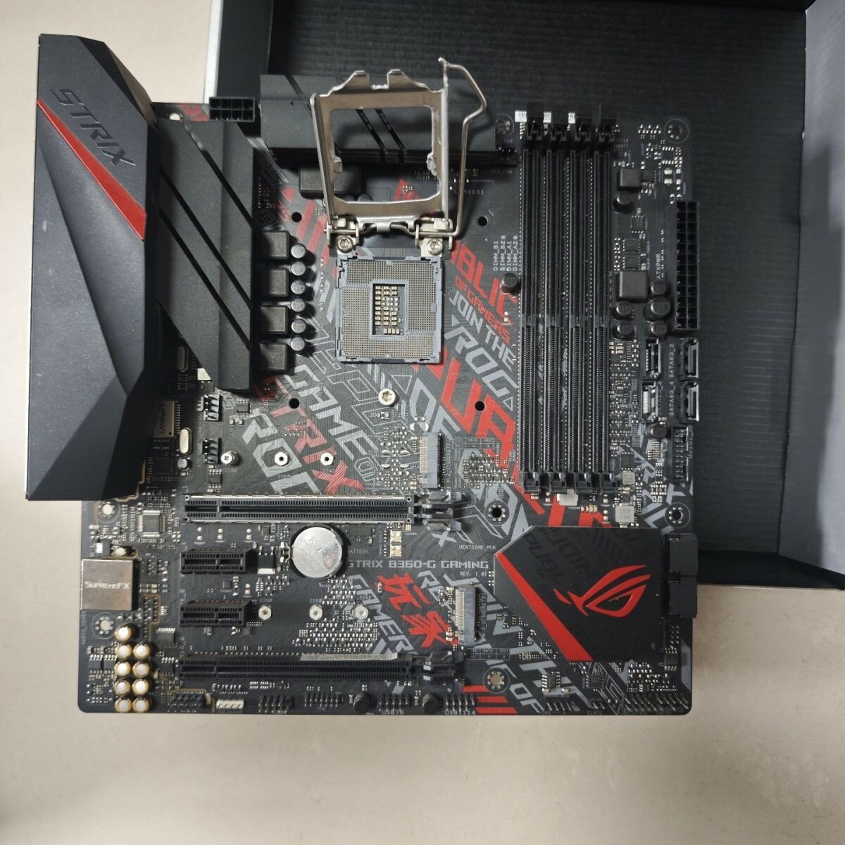 ASUS ROG STRIX B360-G 主機板 支援89代CPU 電競遊戲 高效能 拆機良品 穩定耐用 華碩主機板 電腦組裝 DIY 配件