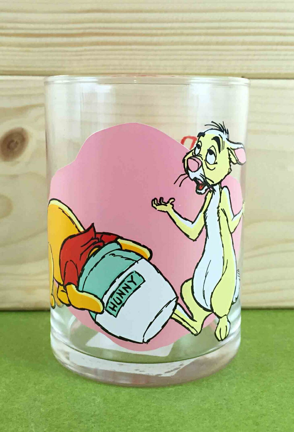 【震撼精品百貨】Winnie the Pooh 小熊維尼 玻璃杯-粉兔子 震撼日式精品百貨