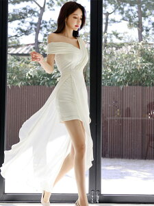 2021韓版夏裝新款法式針織女性感斜肩雪紡拼接連衣裙女大擺燕尾裙