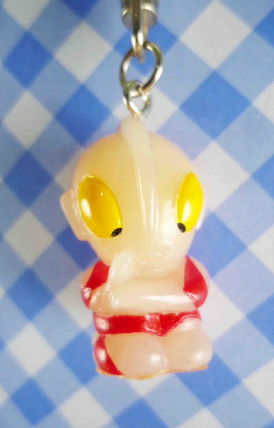 【震撼精品百貨】Ultraman 鹹蛋超人 鎖圈-蹲 震撼日式精品百貨
