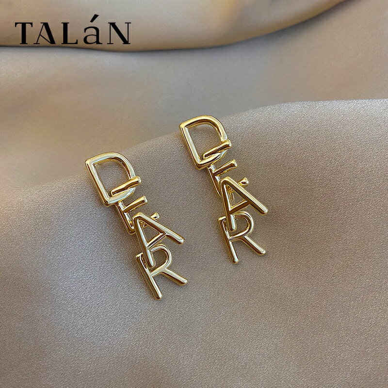 塔蘭金屬字母DEAR耳環小眾設計感簡約耳釘女歐美風新款潮百搭耳飾