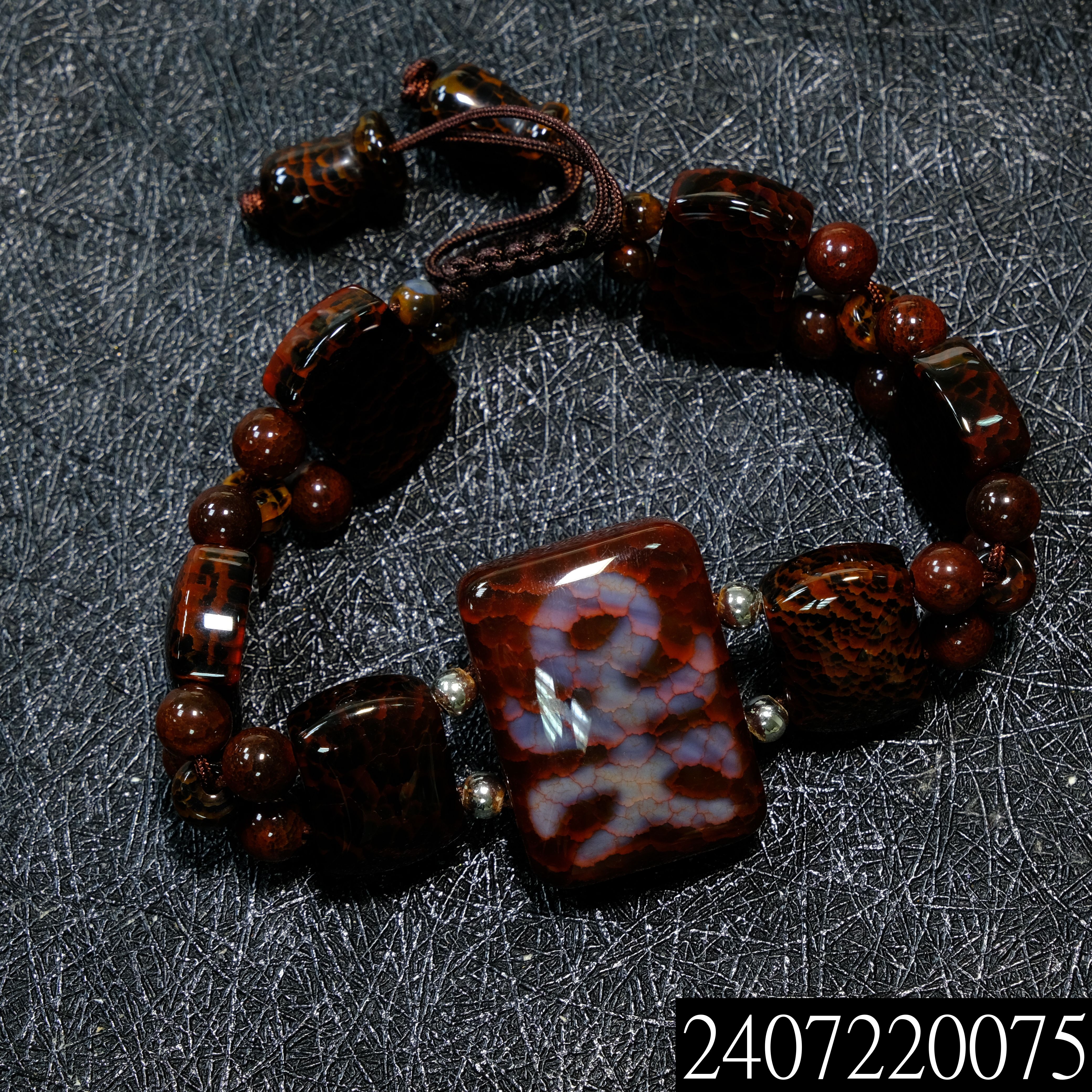 收藏級晶化龍麟瑪瑙貴人手排｜招貴人