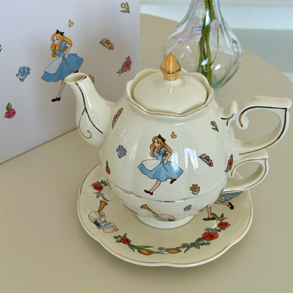 愛麗絲兔兔法式陶瓷茶壺咖啡杯碟套裝可愛高級感下午茶餐具禮盒裝 全館免運