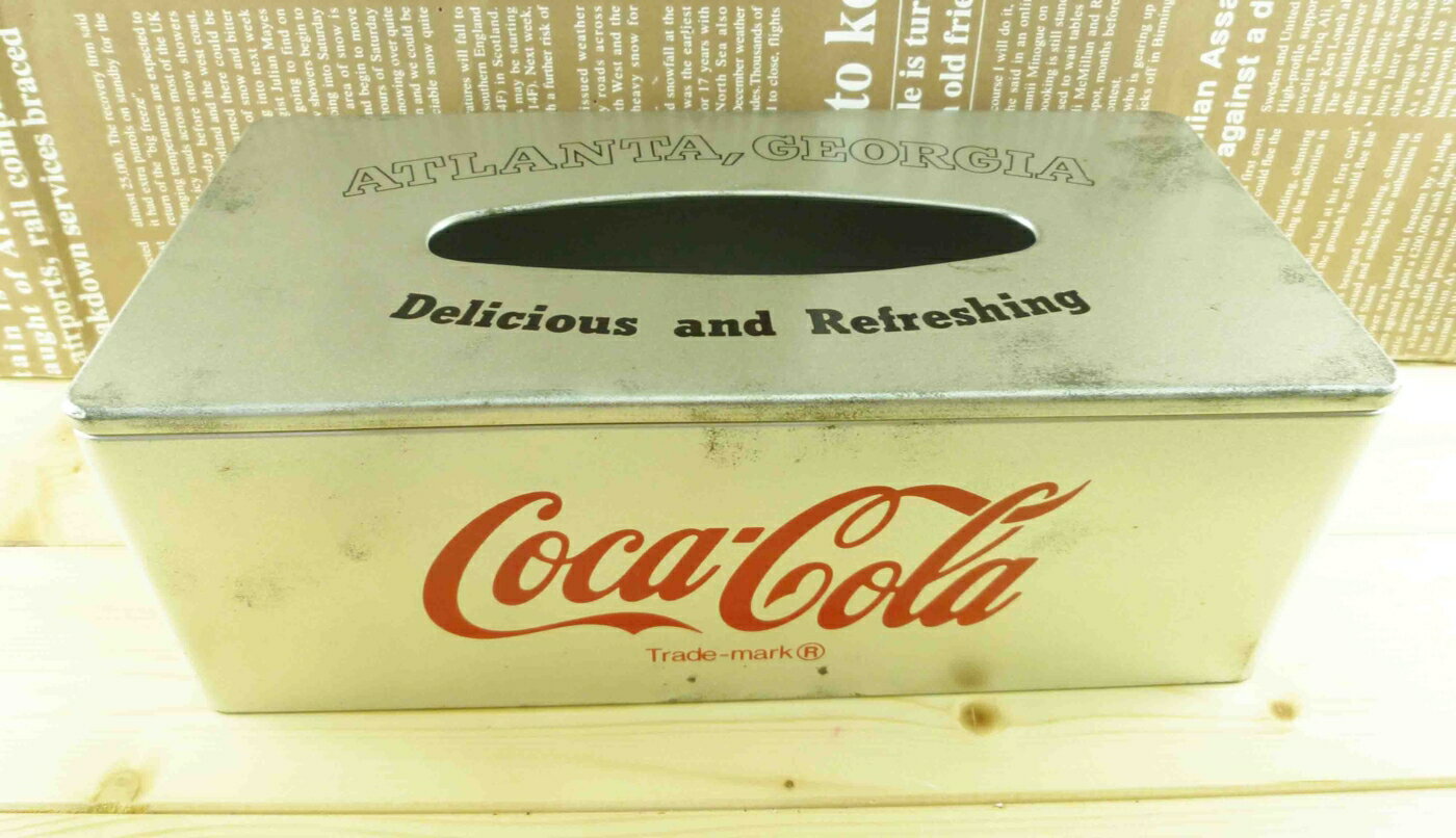 【震撼精品百貨】可口可樂 Coca Cola 鐵製面紙盒-銀 (高標勿買) 震撼日式精品百貨