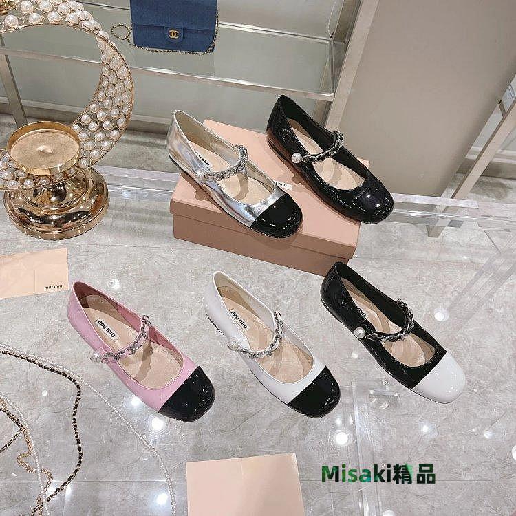 熱銷#MIU MIU平底瑪麗珍鞋新款圓方頭漆皮樂福鞋瑪麗珍鞋淺口一字-Misaki精品
