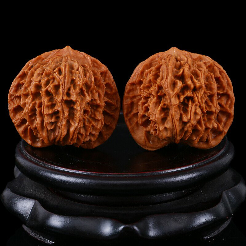 文玩核桃獅子頭虎頭官帽滿天星四座樓南疆石磨盤精品野生老樹核桃| 協貿