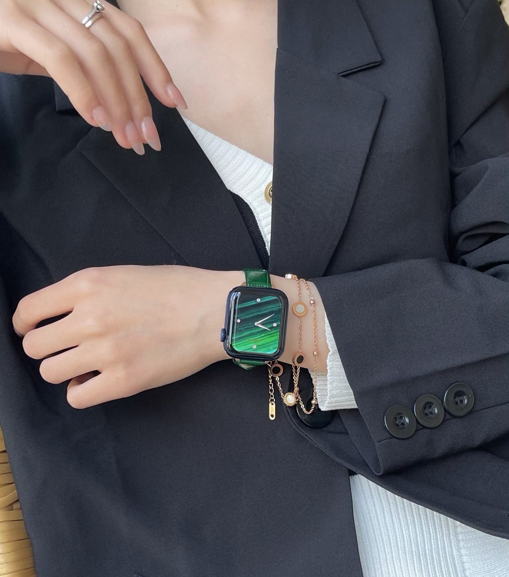 西班牙小牛皮靜墨綠 apple watch錶帶