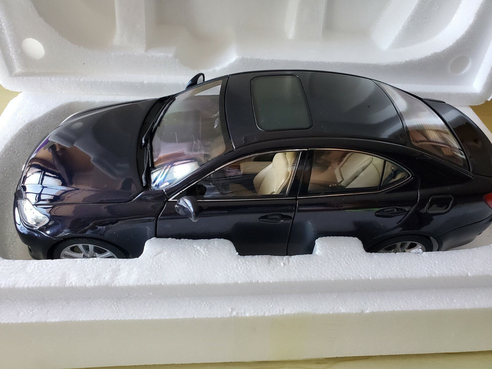 1:18 autoart 雷克薩斯lexus is350 深藍色轎車合金汽車模型| 協貿國際