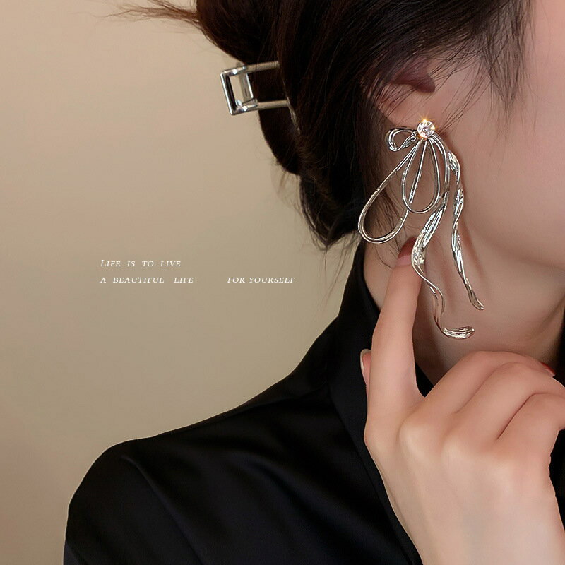 獨特夸張耳環鑲鉆蝴蝶結韓國設計簡約金屬冷淡風耳墜時尚創意耳飾