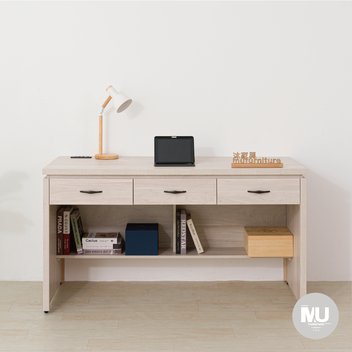 【沐家具Mufurniture】Light 現代風 5尺書桌-插座款/書房/收納