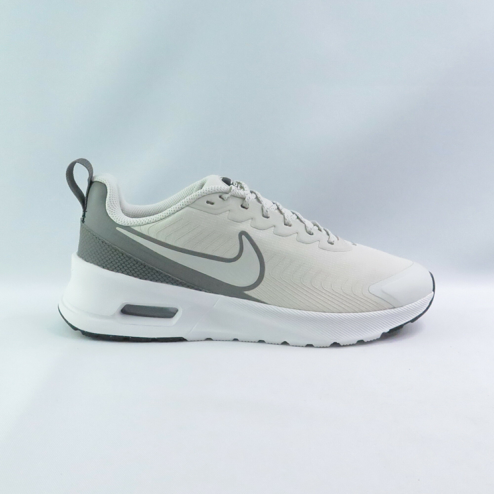 NIKE FZ2148002 Air Max Nuaxis WTR 男休閒鞋 緩震 米白灰【iSport愛運動】