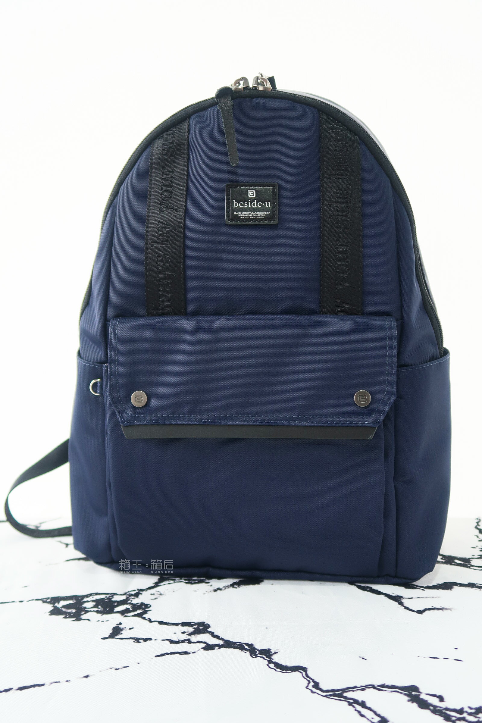 BESIDE-U 休閒後背包 A4後背包 筆電包 商務包 可插拉桿後背包 BAPM81 (黑/藍)