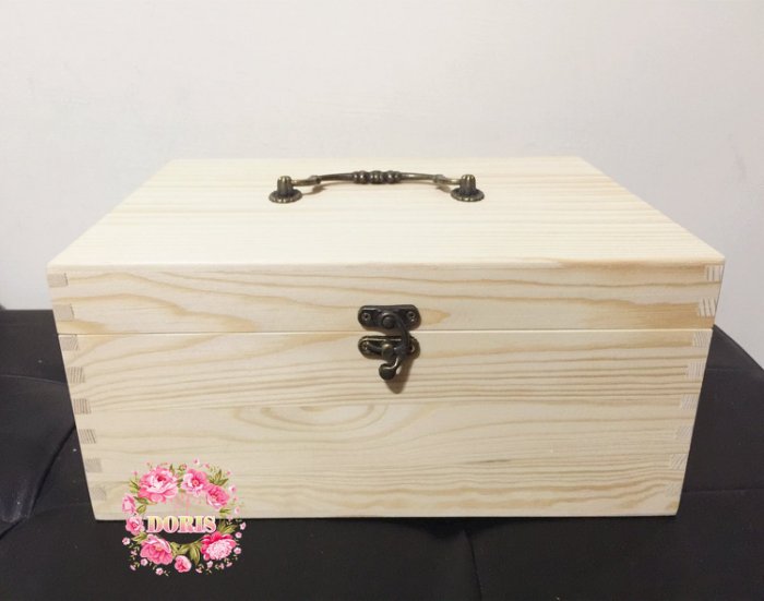 朵莉小舖  【100專用 】15格精油木盒☆俄羅斯松木~天然不上漆，保存精油必備品☆原木可自行上木蠟油 0