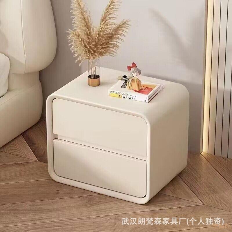 輕奢奶油風極簡床頭櫃現代簡約小型實木皮質家用臥室床邊櫃儲物櫃