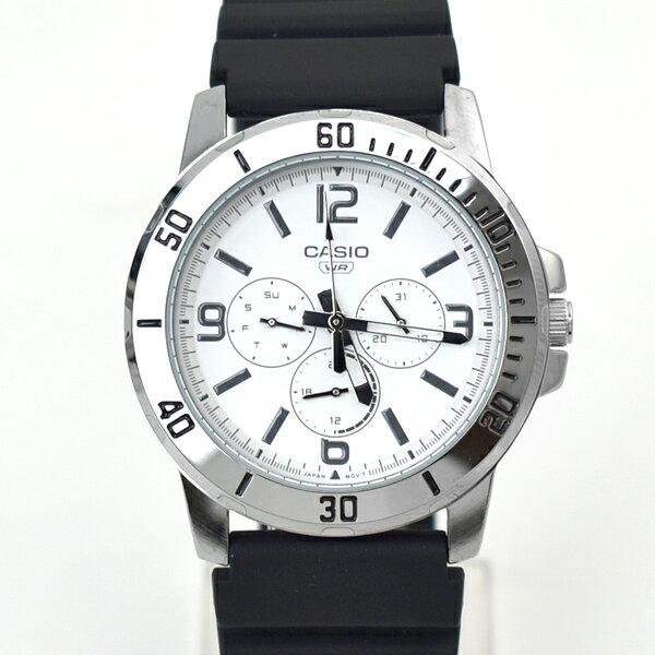 CASIO手錶 白面不鏽鋼三眼槍魚手錶【NECH32】