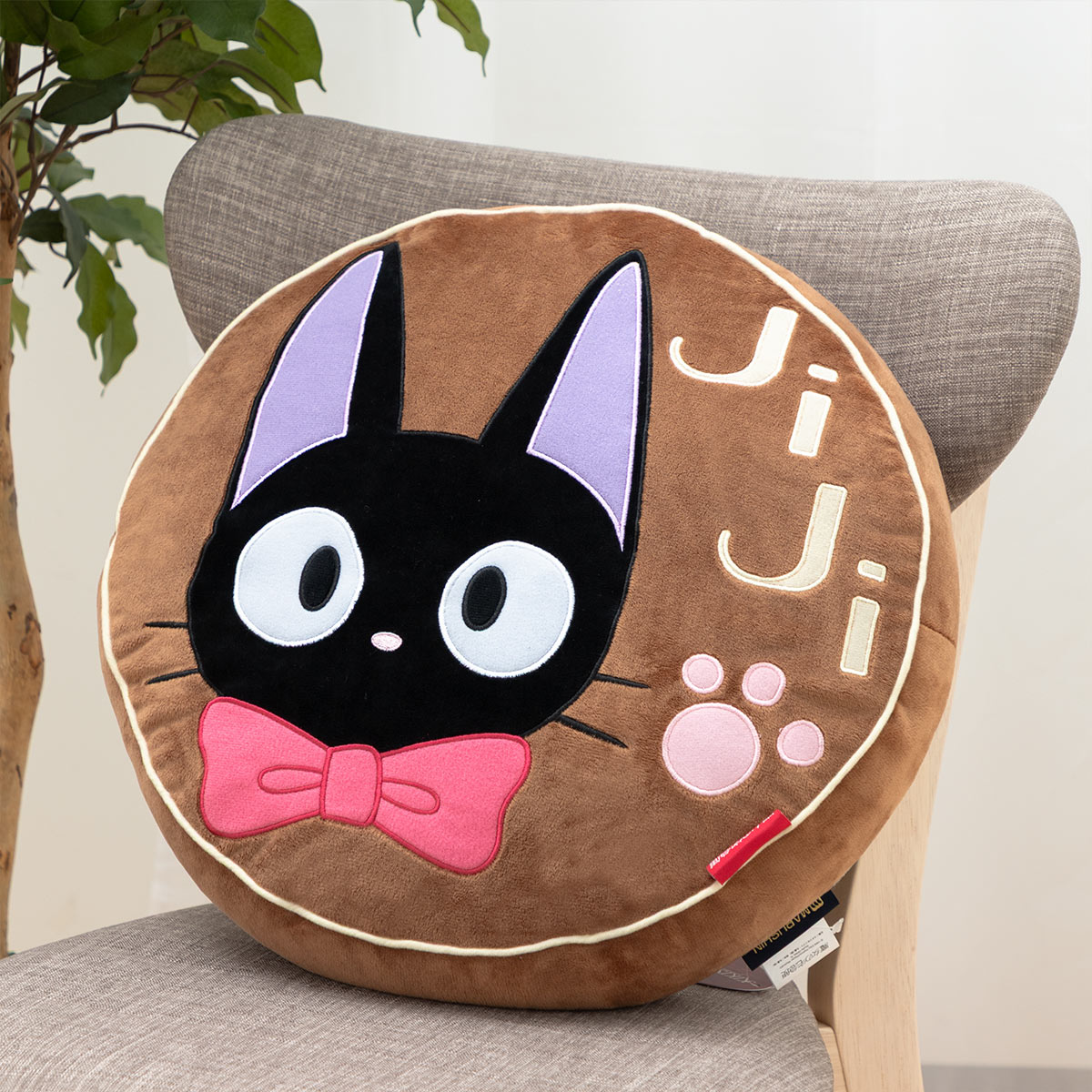 真愛日本 宮崎駿 吉卜力 魔女宅急便 巧克力蛋糕 刺繡 雙面 圓抱枕墊 圓抱枕 枕頭 午安枕 抱枕 靠枕