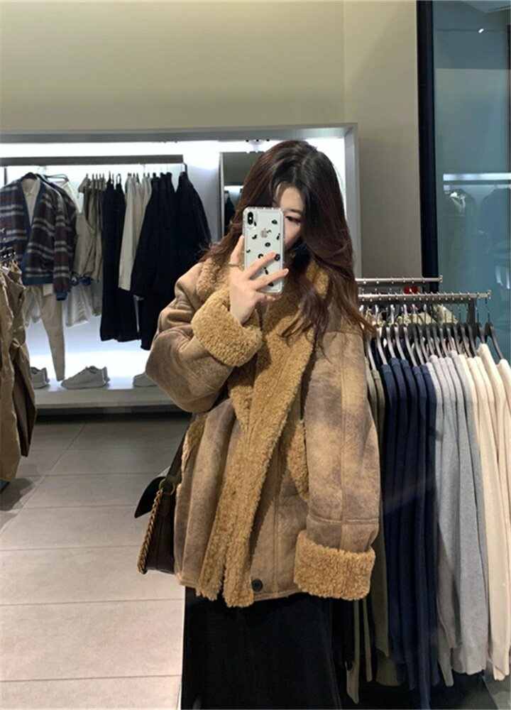 棕色暈染皮毛一體羊羔毛外套女秋冬新款加厚慵懶寬松大翻領機車服【雲木雜貨】