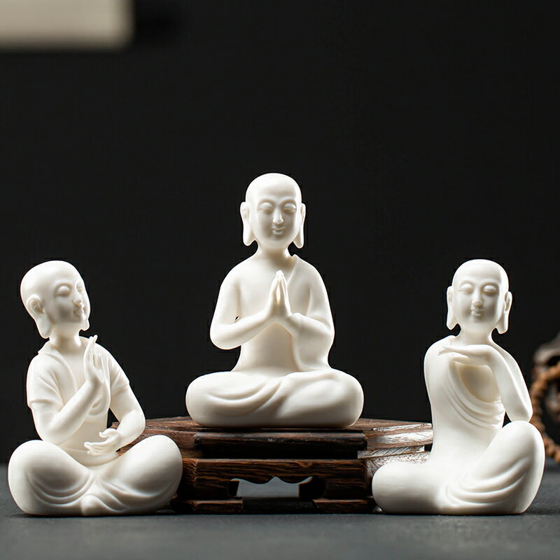 中式陶瓷創意無相佛小僧悟道白瓷擺件家居桌面人物裝飾品禪意擺設