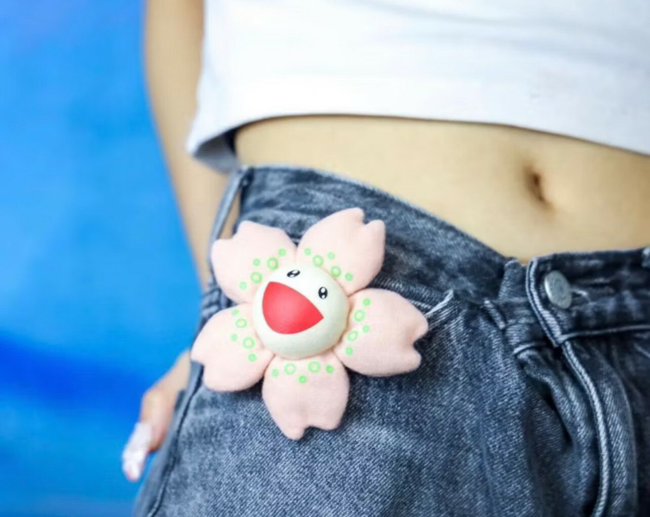 村上隆Takashi Murakami 太陽花 kaikai kiki 小花   櫻花別針 吊飾 4