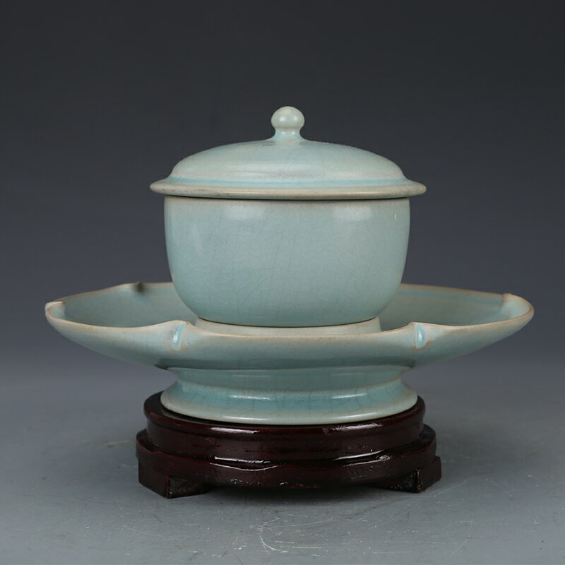 中国　汝窯　天青釉　茶入　茶壷　蓋・仕覆付　時代箱　M　R4570 中国 汝窯 天青釉 茶入 茶壷 蓋・仕覆付 時代箱 M R4570 - メルカリ