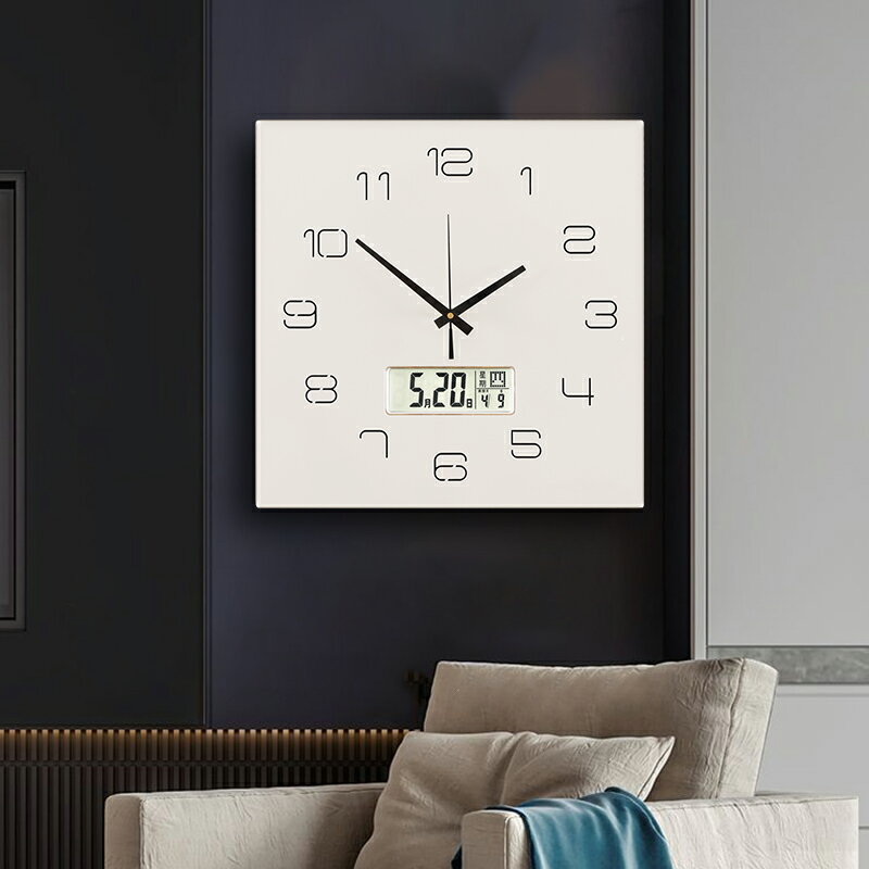 TIMESS實木方形掛鐘客廳家用時尚2022新款帶日歷鐘表靜音時鐘掛墻