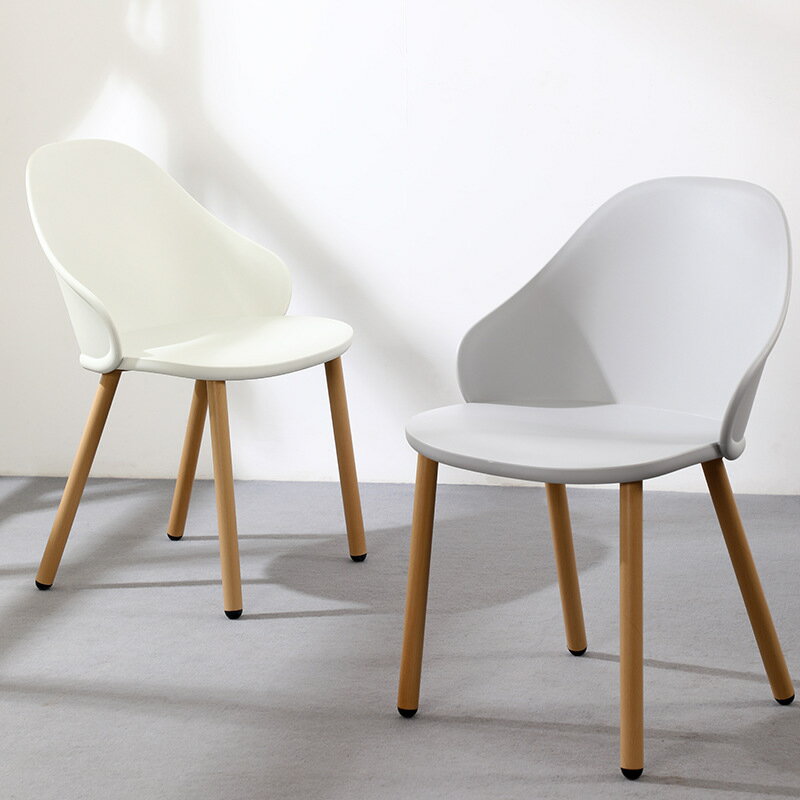 北歐創意餐椅家用塑料靠背凳休閒書桌化妝椅現代簡約洽談餐廳椅子