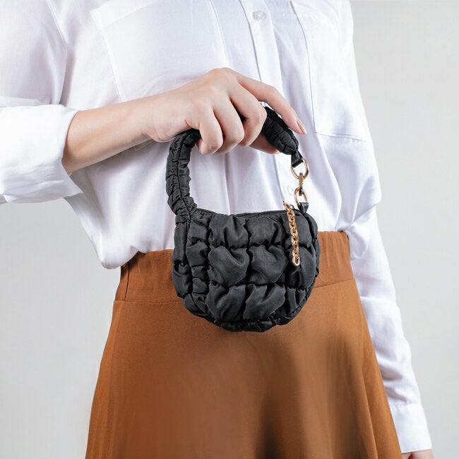 Miine 蓬蓬雲朵迷你手提包-黑色