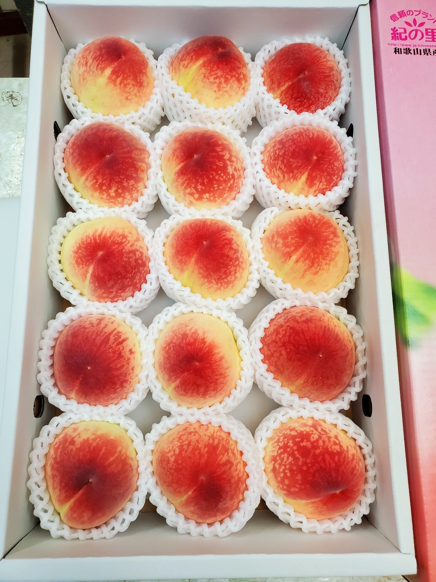 【緁迪水果JDFruit 高級水果店】現貨+預購-日本和歌山縣頂級水蜜桃禮盒(約4kg/箱) 0