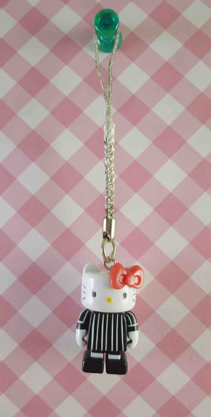 【震撼精品百貨】Hello Kitty 凱蒂貓 樂高手機吊飾-黑白西裝 震撼日式精品百貨