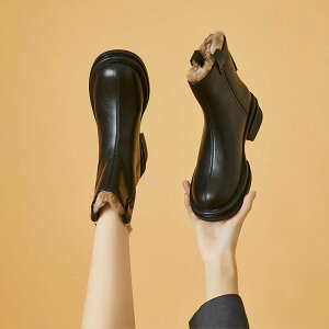 東北網紅雪地靴女冬2023年新款加厚加絨防水防滑靴子英倫風馬丁靴
