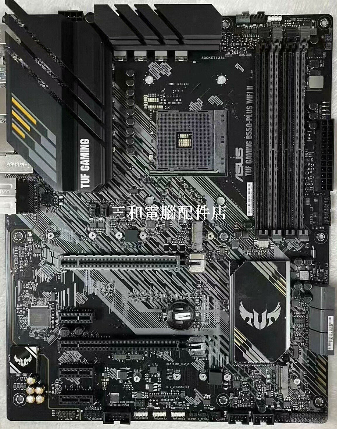 TUF GAMING B550-PLUS WIFI II 幾乎全新 外觀鼢好 無維修 功能穩定 單售主機板 不另售配件 多型號選擇 需來談